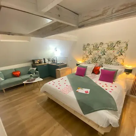 Le Cocon Des Remparts-romantique A * Pierrefonds